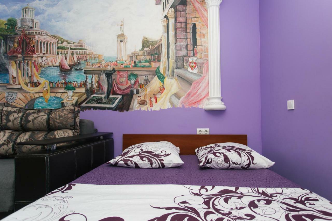 Vip Apartmens Faraon On Illinskaya 1 Floor Sumy Exterior foto