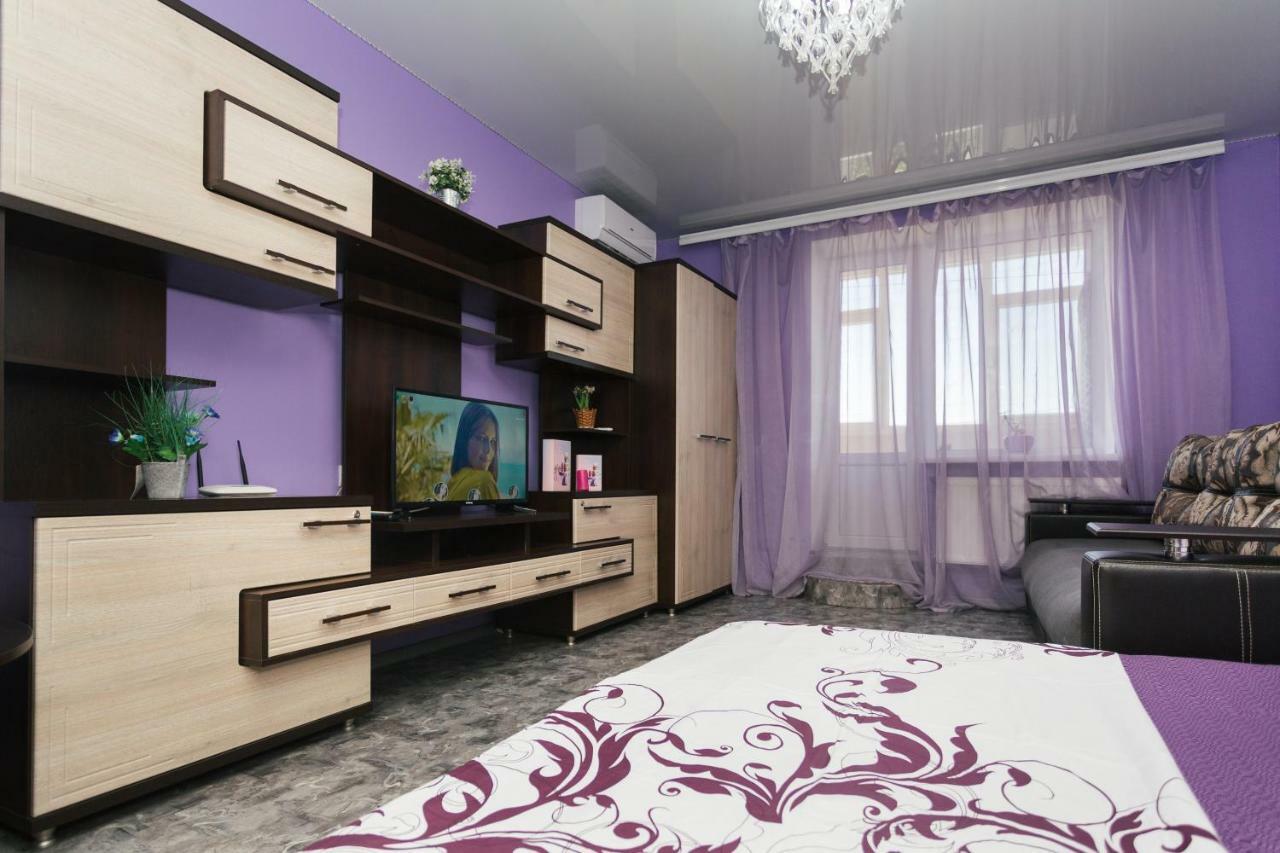 Vip Apartmens Faraon On Illinskaya 1 Floor Sumy Exterior foto
