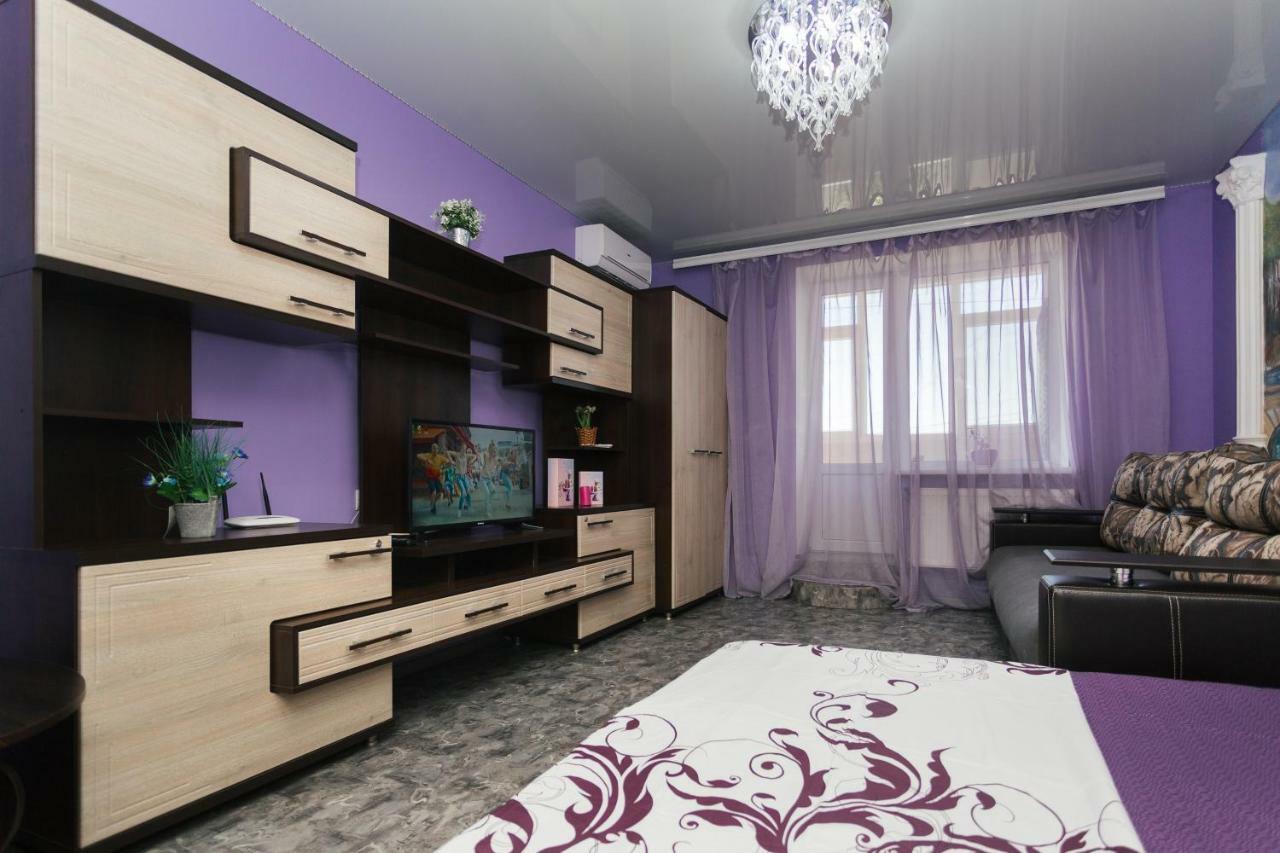 Vip Apartmens Faraon On Illinskaya 1 Floor Sumy Exterior foto