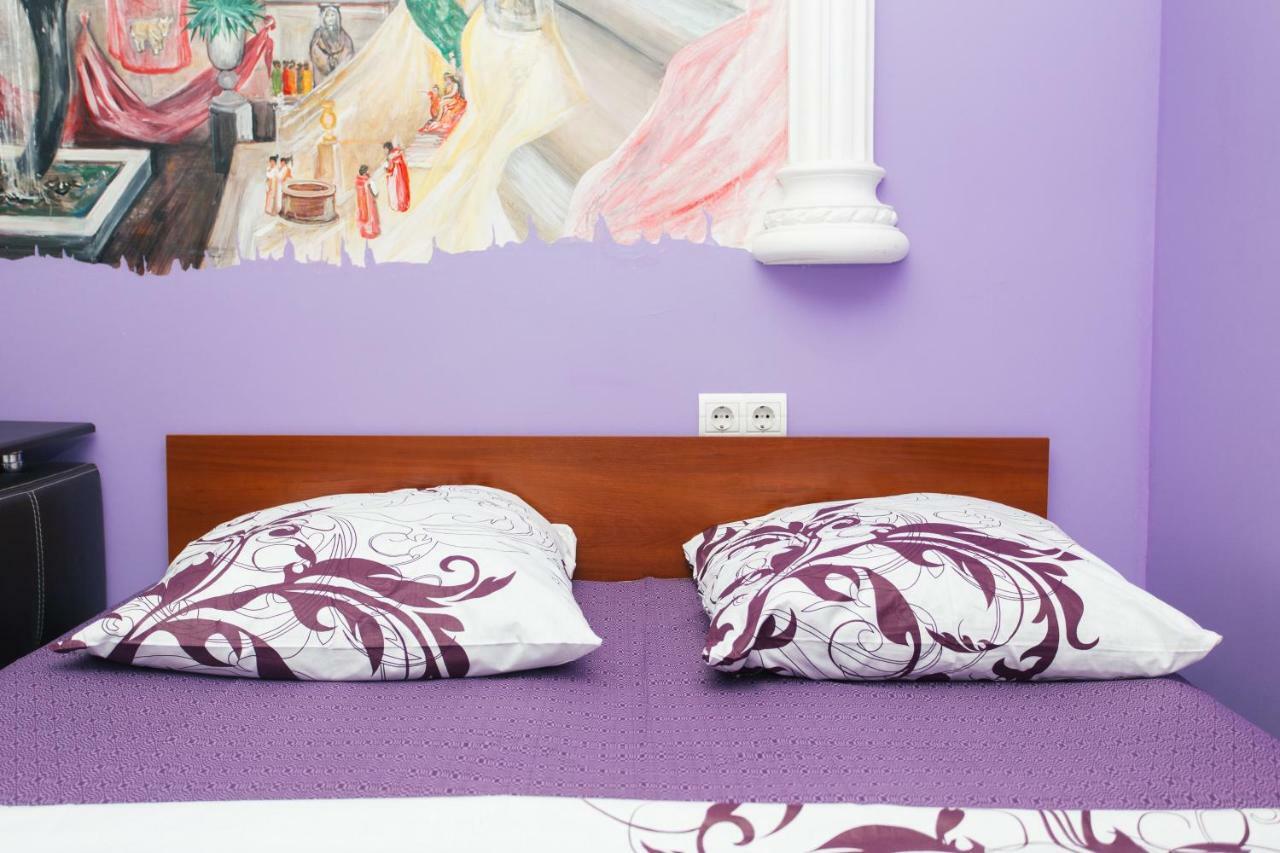 Vip Apartmens Faraon On Illinskaya 1 Floor Sumy Exterior foto